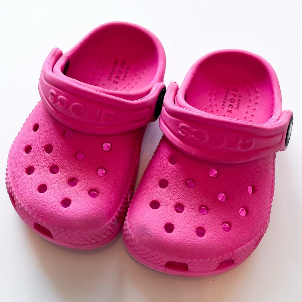 Toddler Girls Pink Crocs Size C4